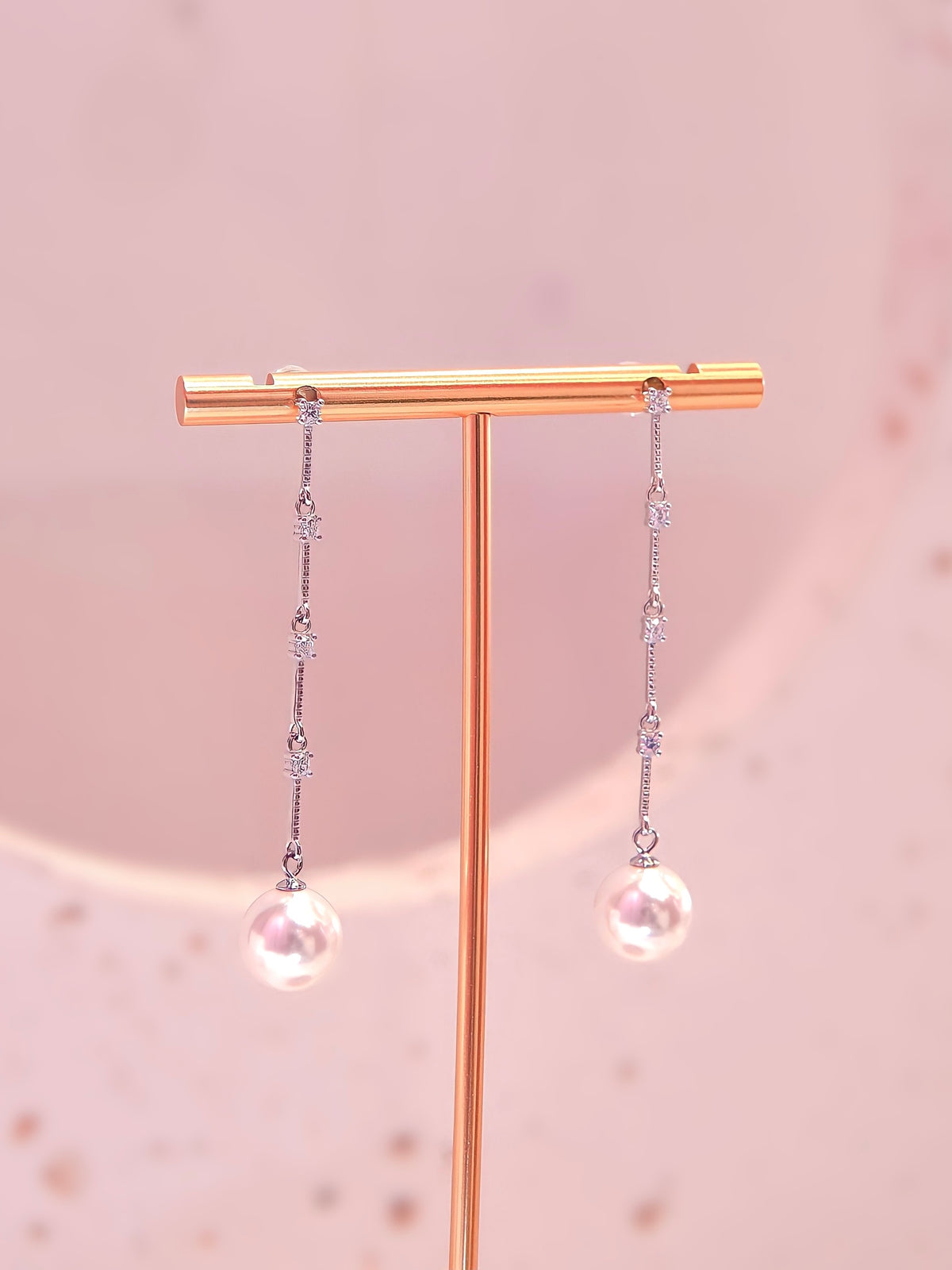 LAFIT  · Swing On Cloud - Earrings 簡約美型水晶光澤珍珠耳環