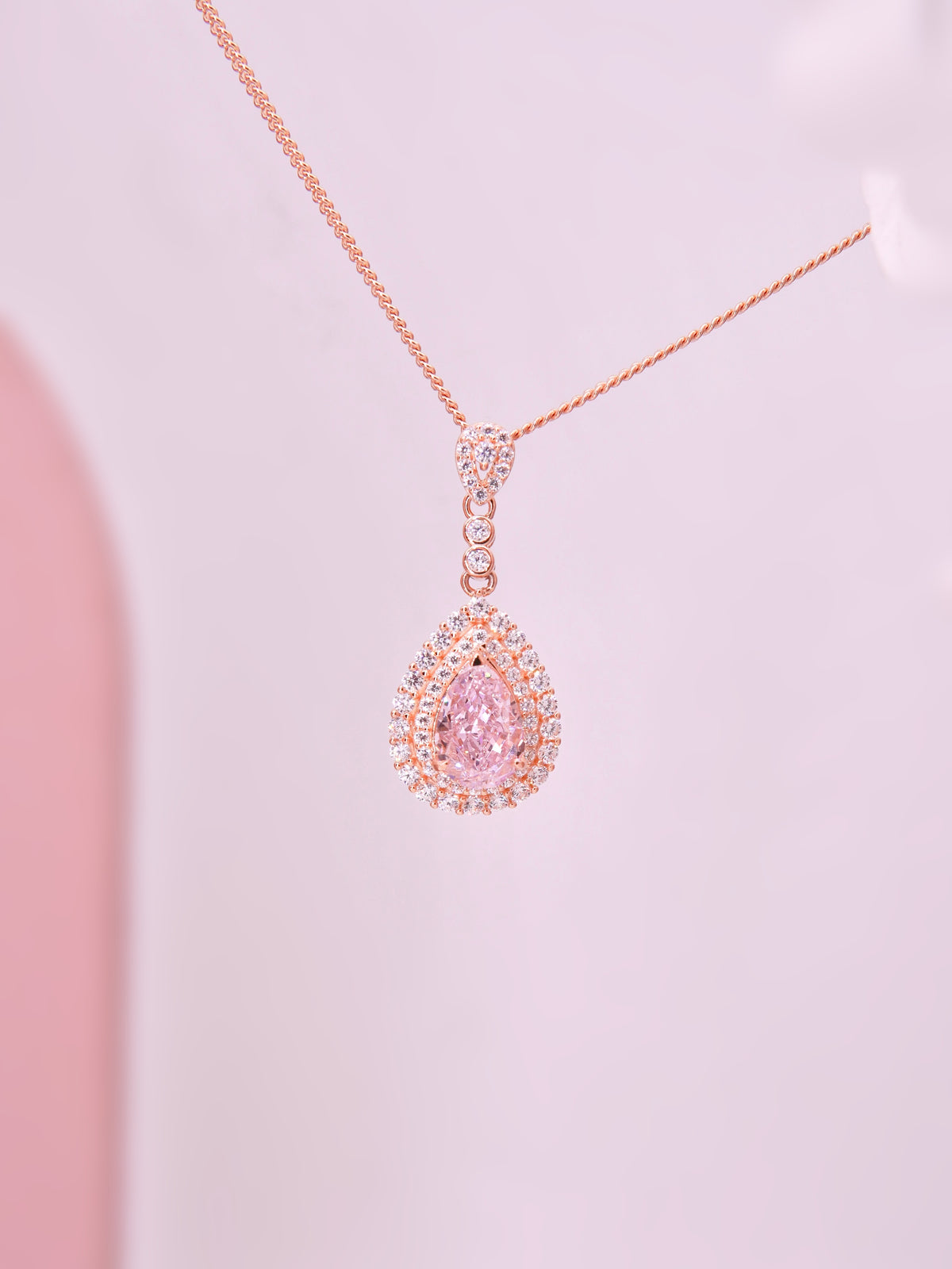 LAFIT· Heart of Venus(Sakura Pink) - Necklace 仙氣櫻粉摩根石頸鏈