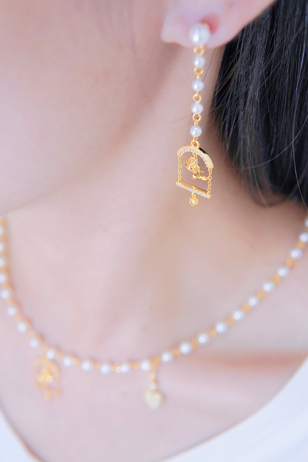 LAFIT  · Rose Castle - Earrings 玫瑰花藝雕刻畫珍珠款耳環