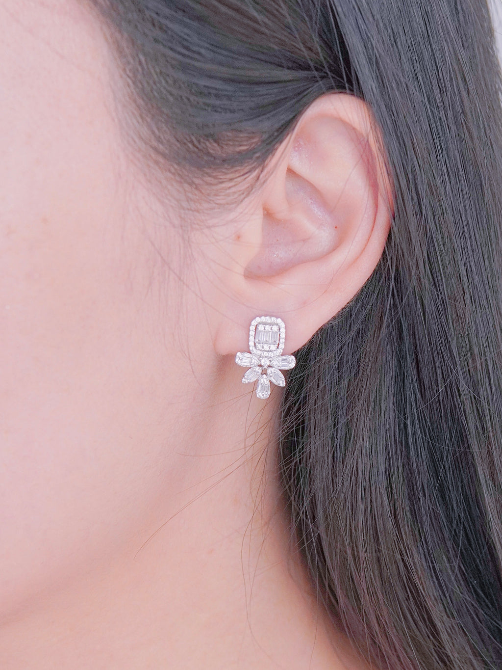 LAFIT· Floral Fairy - Earrings  花中精靈高碳鑽耳環