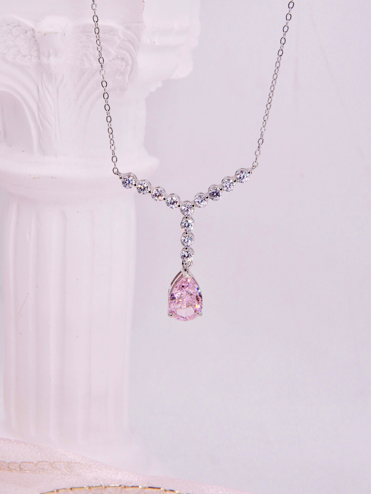 LAFIT·Rosy Mermaid - Necklace玫瑰粉色寶石白金色頸鏈