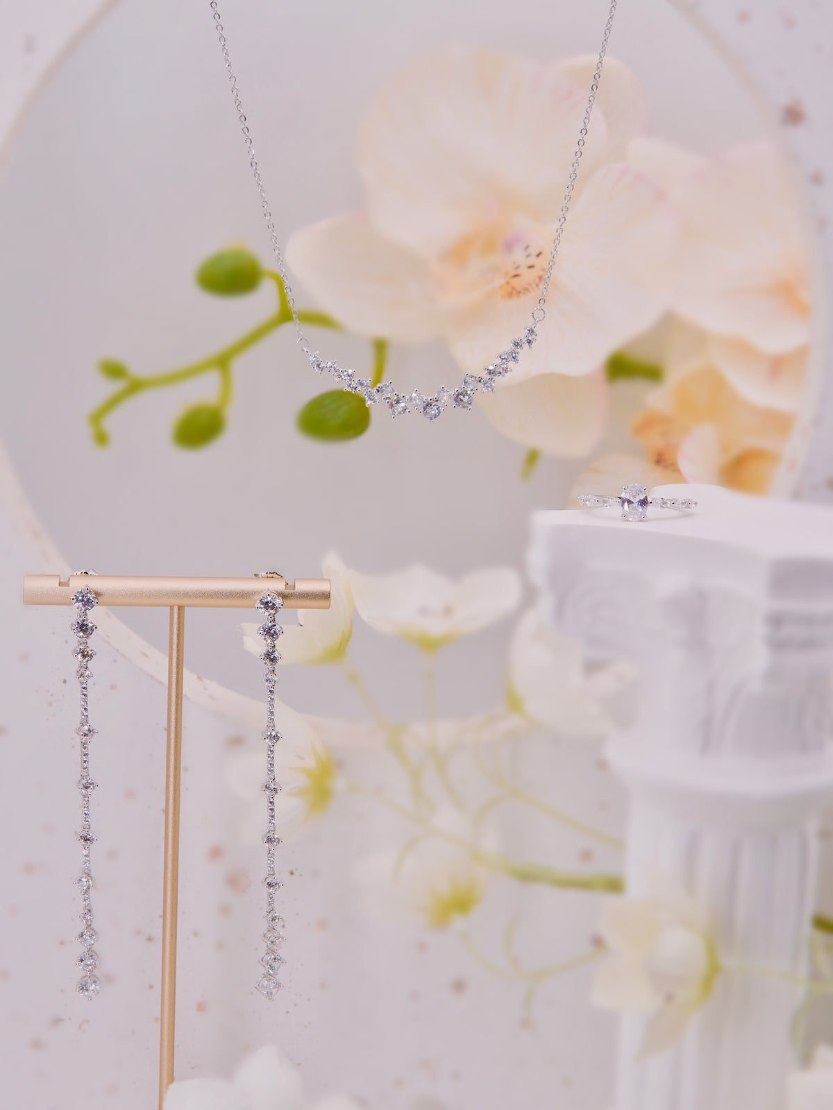 LAFIT· Irresistible Beauty - Necklace 貴氣獨特閃鑽頸鏈