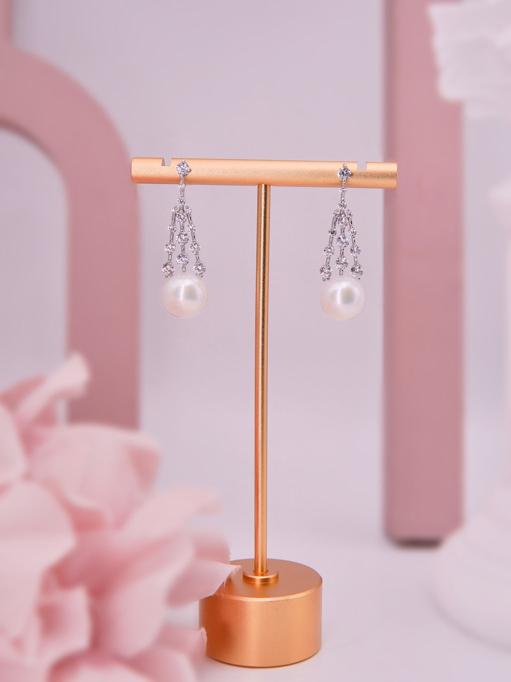 LAFIT· Pearly Drops - Earrings 奢華氣質珍珠耳環
