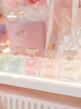 LAFIT 夢幻永生花藝禮盒· Frenchy Rose Box ( with perfume)