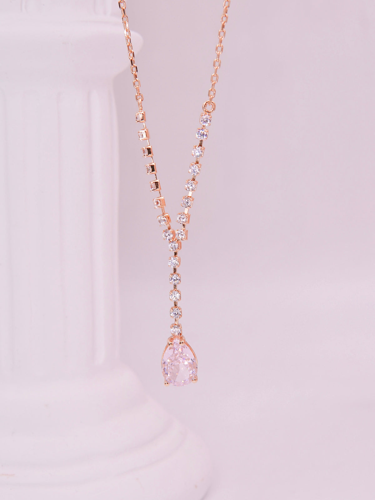 LAFIT· Rosy Mermaid - Necklace 仙氣公主櫻花粉摩根石頸鏈